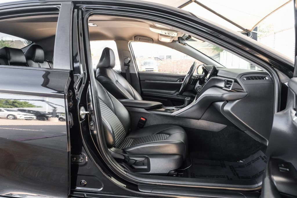 Used 2023 Toyota Camry SE FWD image 28