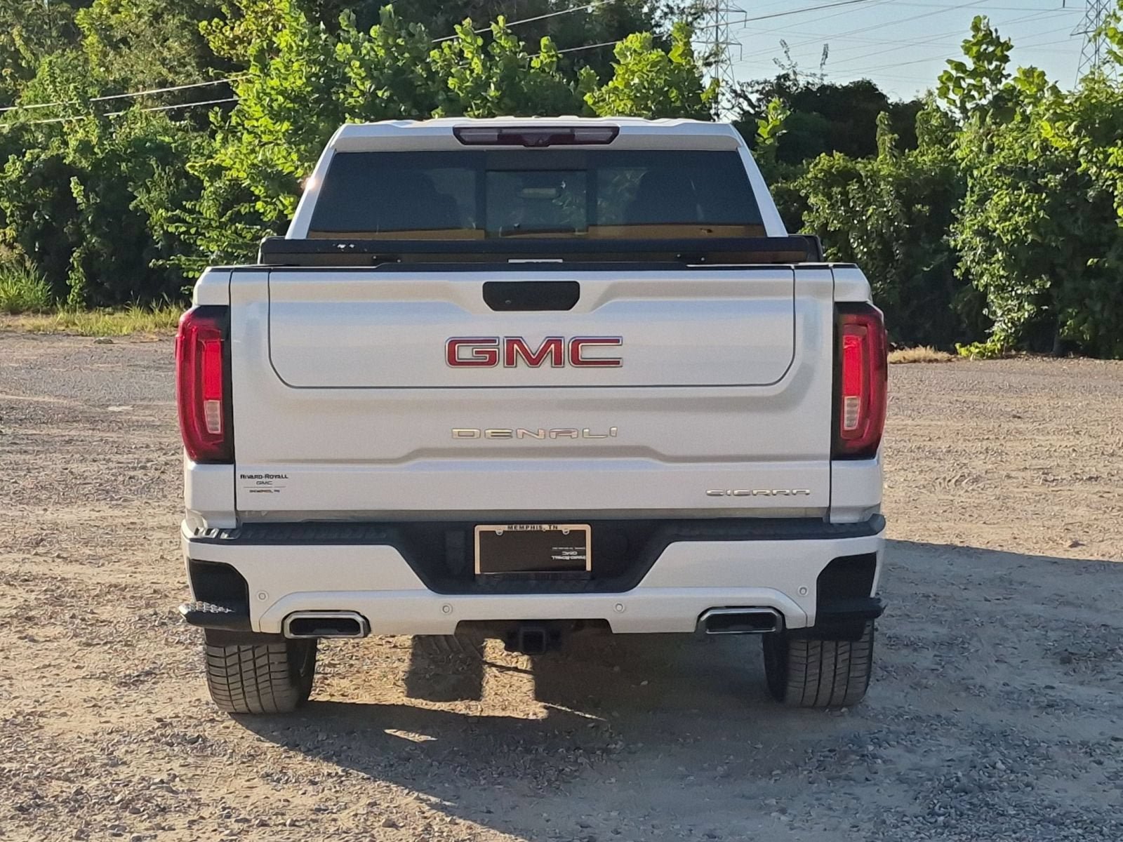 Used 2023 GMC Sierra 1500 Denali AWD/4WD image 5