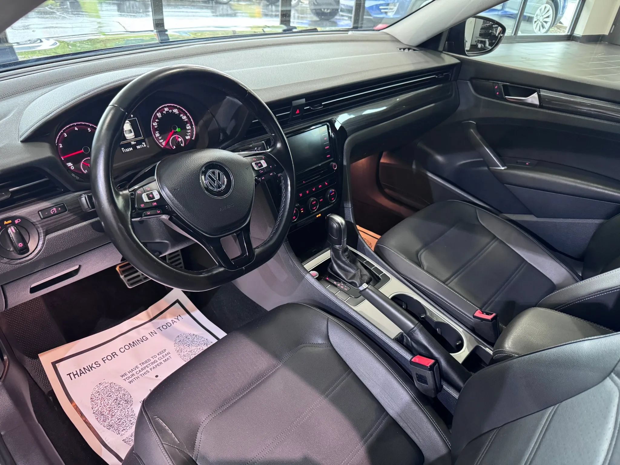 Used 2020 Volkswagen Passat 2.0T R-Line FWD image 6