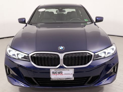 Used 2023 BMW 330i xDrive Sedan w/ Driving Assistance Package image 5