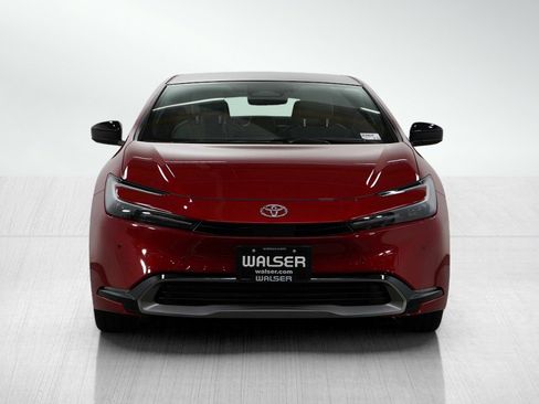 Used 2024 Toyota Prius Limited image 8