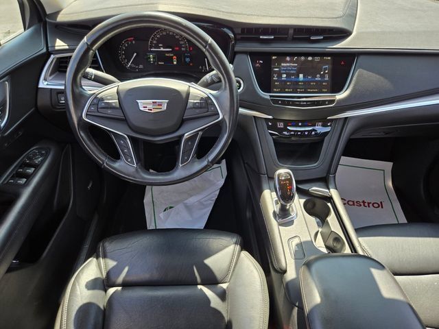 Used 2018 Cadillac XT5 Luxury w/ Driver Awareness Package FWD image 13