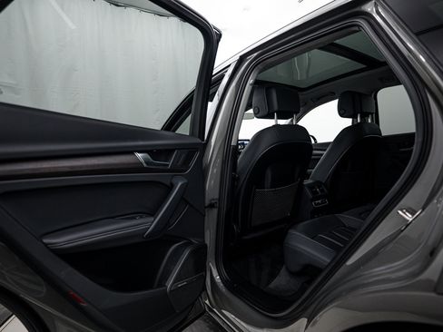 Certified 2023 Audi Q5 2.0T Premium Plus w/ Premium Plus Package image 19