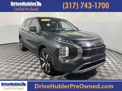 Used 2025 Mitsubishi Outlander SE