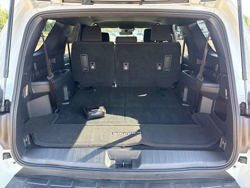Used 2025 Toyota 4Runner SR5 AWD/4WD image 20