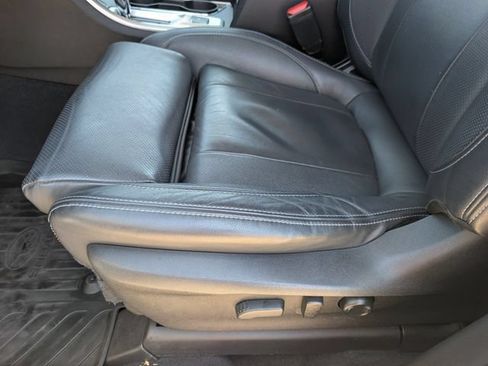 Used 2021 Subaru Ascent Limited w/ Technology Package AWD/4WD image 16