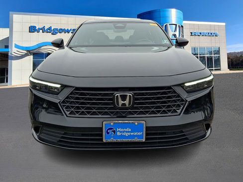 Used 2023 Honda Accord Sport-L image 2