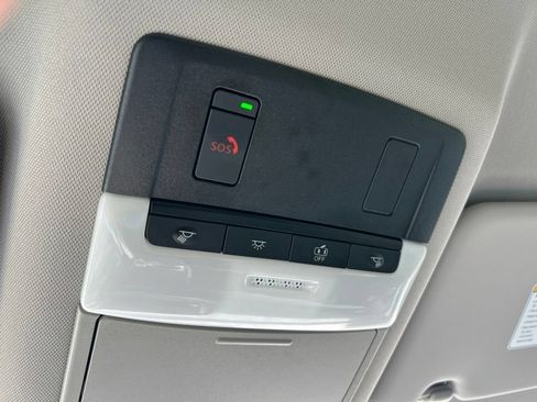 Certified 2023 Nissan Rogue SV FWD image 36
