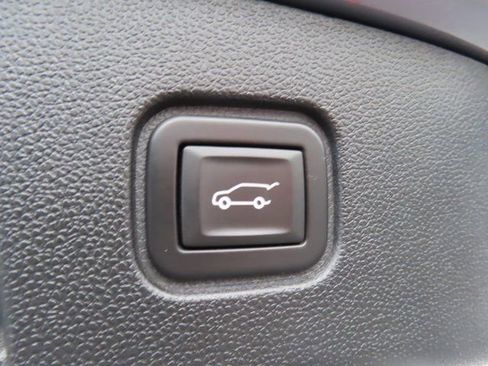 Certified 2024 Chevrolet Blazer EV RS image 35