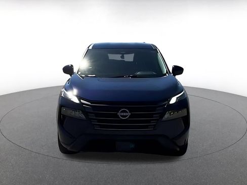 Used 2026 Nissan Rogue SV AWD/4WD image 3