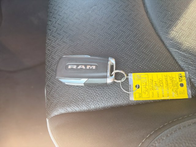 Used 2026 RAM 2500 Laramie AWD/4WD image 28