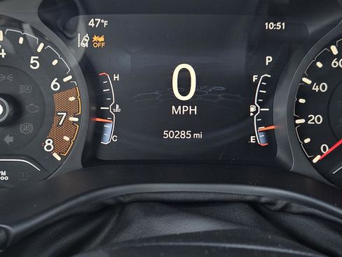 Used 2023 Jeep Compass Limited image 25