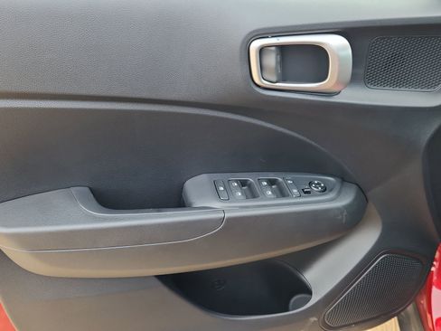 New 2026 Hyundai Venue SEL image 6