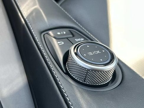 Certified 2025 INFINITI QX50 Luxe AWD/4WD image 31