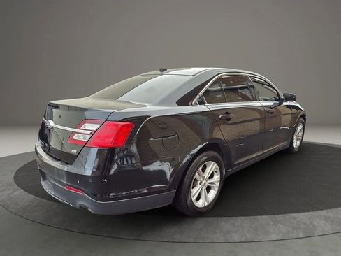 Used 2017 Ford Taurus Police Interceptor AWD image 5