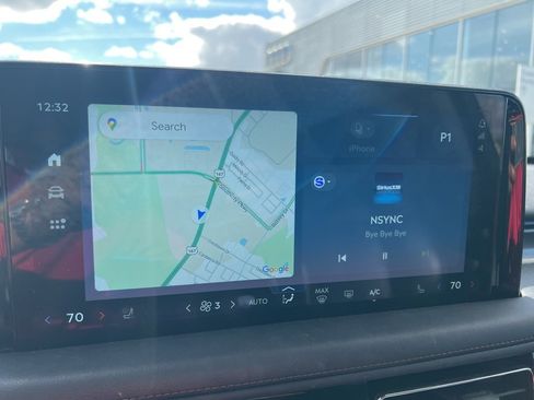 Used 2025 Lincoln Aviator Premiere w/ Equipment Group 101A image 5