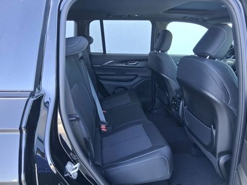 New 2026 Jeep Grand Cherokee Laredo X RWD image 23