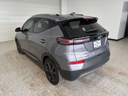 Used 2022 Chevrolet Bolt EUV Premier w/ Launch Edition image 6