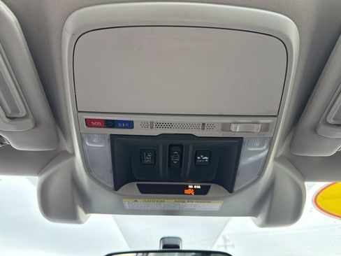 Used 2021 Subaru Forester Premium AWD/4WD image 26