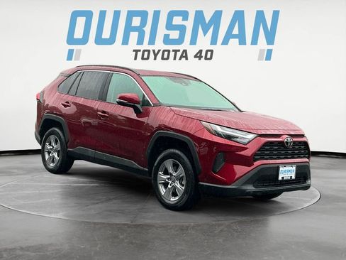 Used 2025 Toyota RAV4 XLE image 8