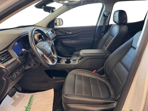 Used 2022 GMC Acadia Denali w/ Denali Ultimate Package AWD/4WD image 10