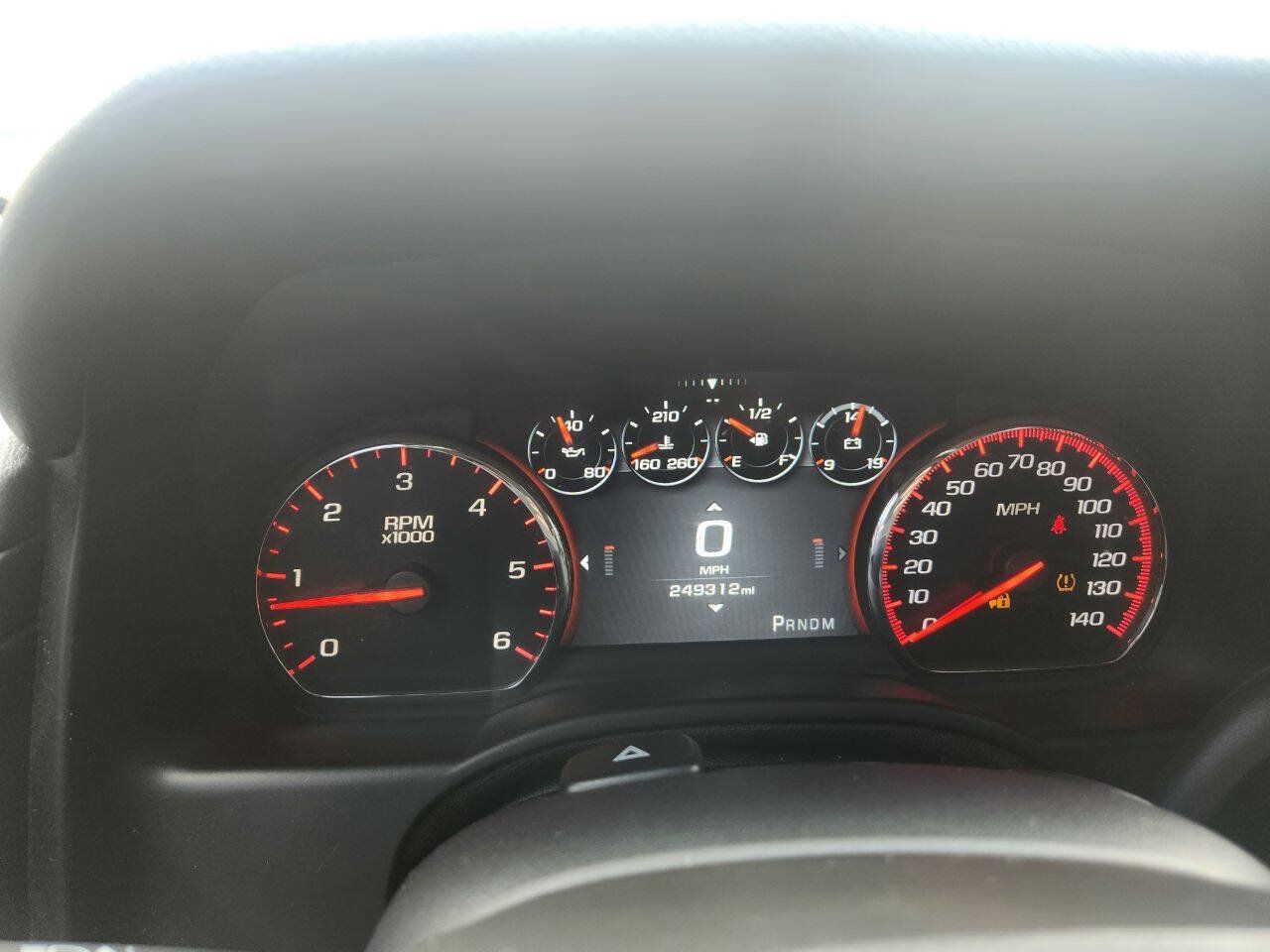 Used 2015 GMC Yukon Denali w/ Touring Package AWD/4WD image 6