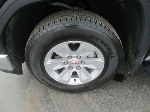 Used 2025 GMC Sierra 1500 Pro w/ Pro Value Package image 14