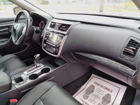 Used 2018 Nissan Altima 2.5 SL FWD image 20
