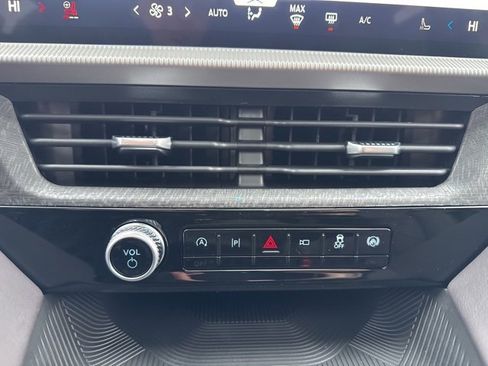 New 2026 Ford Explorer Platinum w/ LUX Leather Package image 36