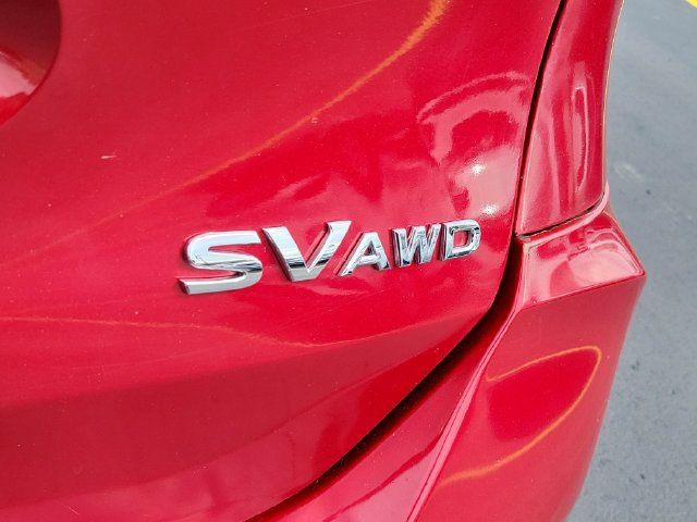 Used 2018 Nissan Rogue SV AWD/4WD image 5