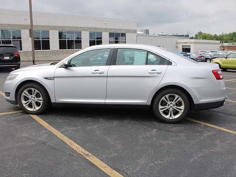 Used 2014 Ford Taurus SEL w/ Equipment Group 201A FWD image 7