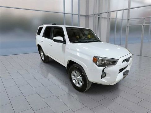 Certified 2024 Toyota 4Runner SR5 image 2