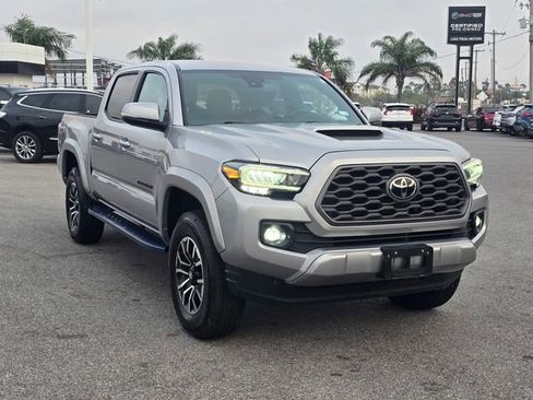 Used 2021 Toyota Tacoma TRD Sport w/ Technology Package image 7
