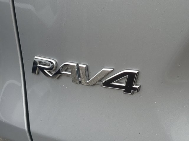 Certified 2023 Toyota RAV4 XLE w/ Convenience Package FWD image 13