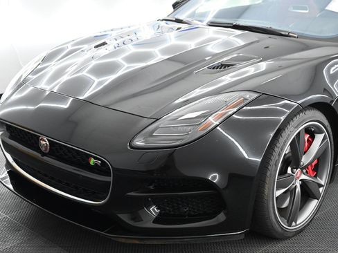 Used 2019 Jaguar F-TYPE R AWD/4WD image 7
