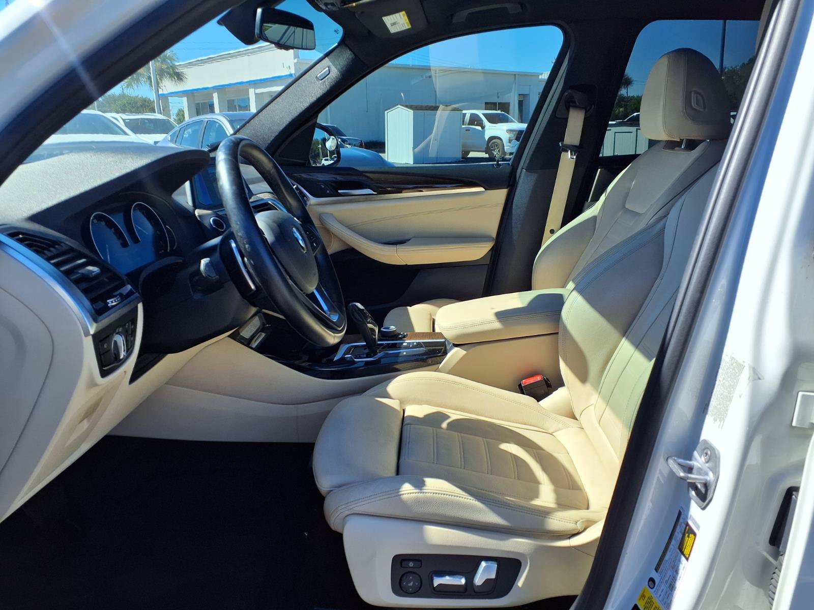 Used 2018 BMW X3 xDrive30i AWD/4WD image 17