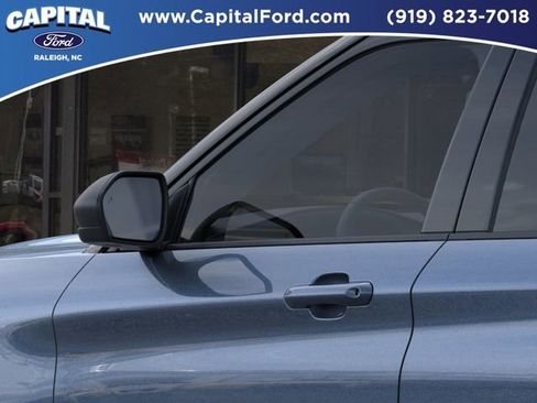 New 2026 Ford Explorer Active RWD image 20