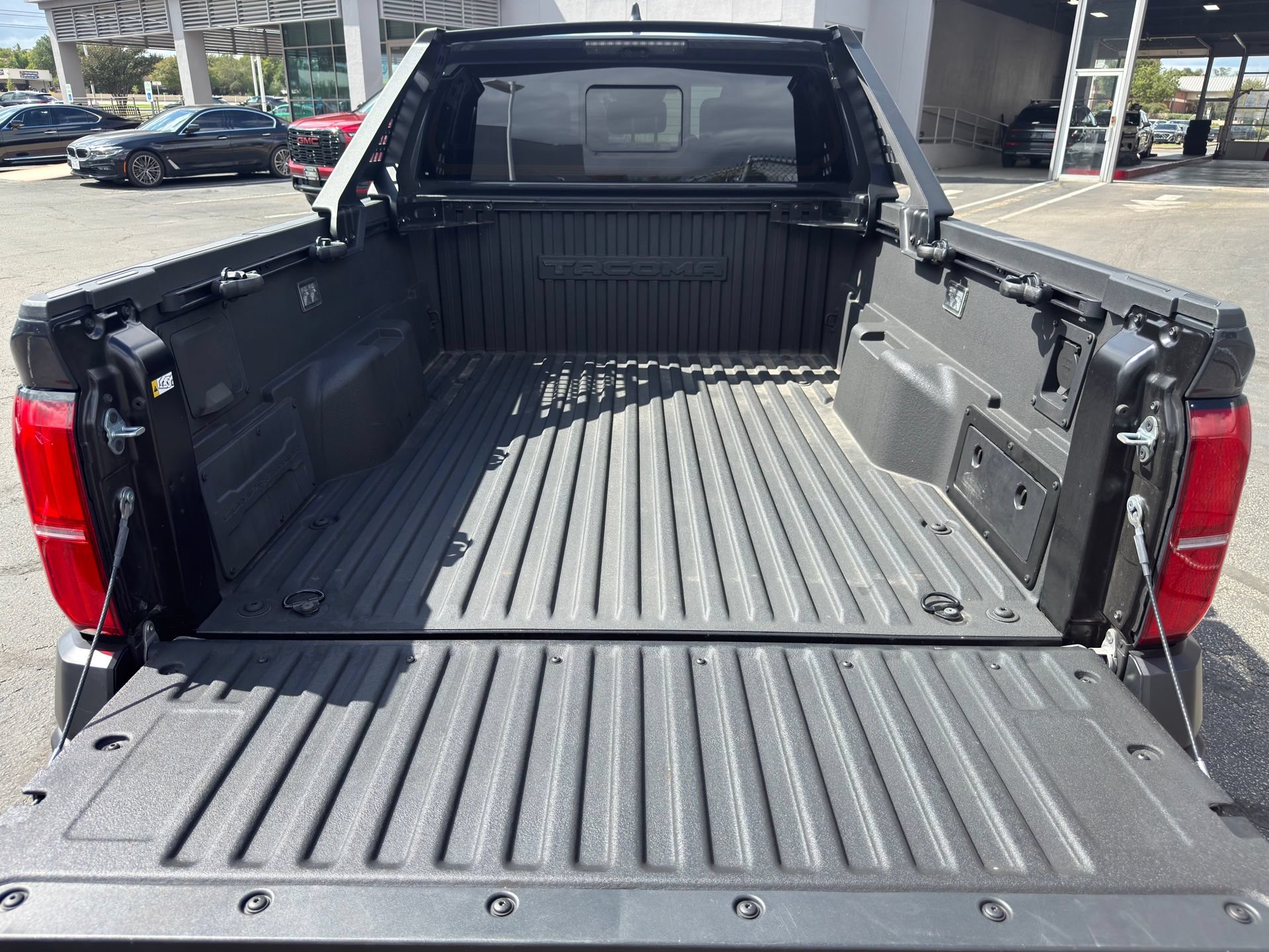 Used 2025 Toyota Tacoma 4x4 Double Cab Hybrid image 6