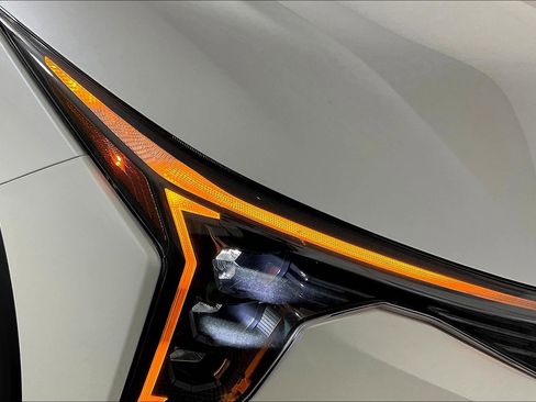 New 2026 Kia K4 LXS FWD image 8