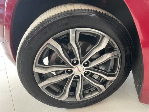 Used 2018 GMC Terrain Denali w/ Comfort Package image 12