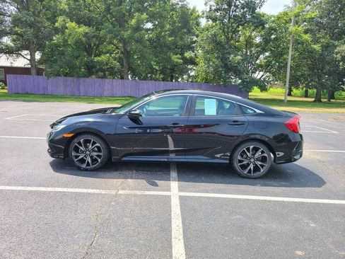 Used 2019 Honda Civic Sport image 8