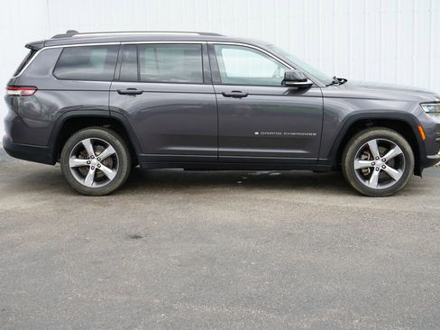 Used 2021 Jeep Grand Cherokee L Limited w/ Trailer Tow Group (B) AWD/4WD image 2