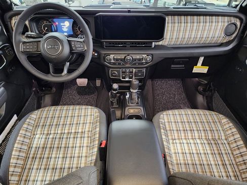 New 2026 Jeep Wrangler Unlimited Sport AWD/4WD image 19