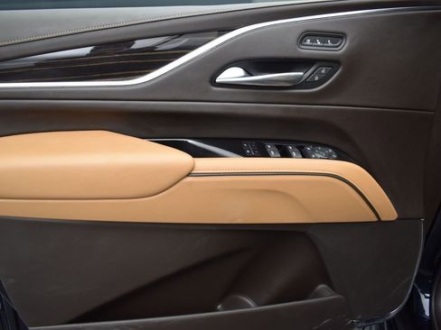 Used 2022 Cadillac Escalade Sport w/ Touring Package image 12