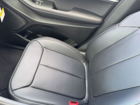 New 2025 Jeep Grand Cherokee L Limited w/ Luxury Tech Group II RWD image 26