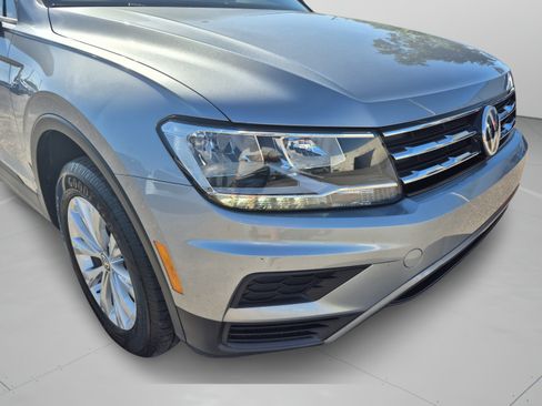 Used 2020 Volkswagen Tiguan S FWD image 32