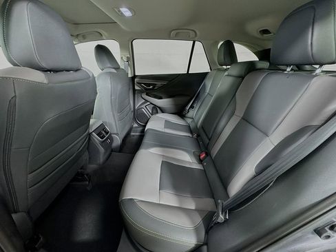 Used 2025 Subaru Outback Onyx Edition image 28