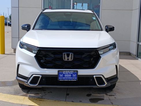 Used 2025 Honda CR-V Sport Touring image 4