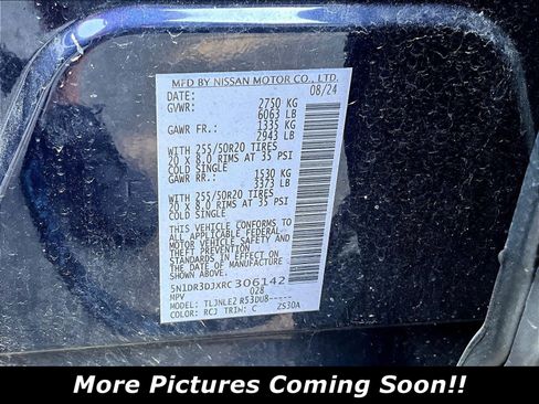 Used 2024 Nissan Pathfinder Platinum w/ Cargo Package AWD/4WD image 6