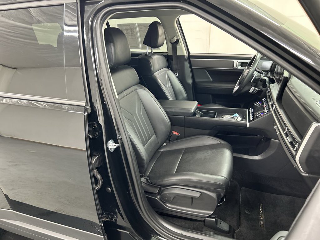 Used 2025 Hyundai Santa Fe SEL AWD/4WD image 23